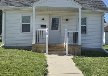 1016 10th, LaSalle, Illinois 61301, 1 Bedroom Bedrooms, ,1 BathroomBathrooms,House,For Sale,10th,202602692