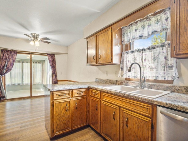 11649 Dorothea, MACHESNEY PARK, Illinois 61115, 3 Bedrooms Bedrooms, ,2 BathroomsBathrooms,House,For Sale,Dorothea,202602693
