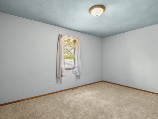 11649 Dorothea, MACHESNEY PARK, Illinois 61115, 3 Bedrooms Bedrooms, ,2 BathroomsBathrooms,House,For Sale,Dorothea,202602693