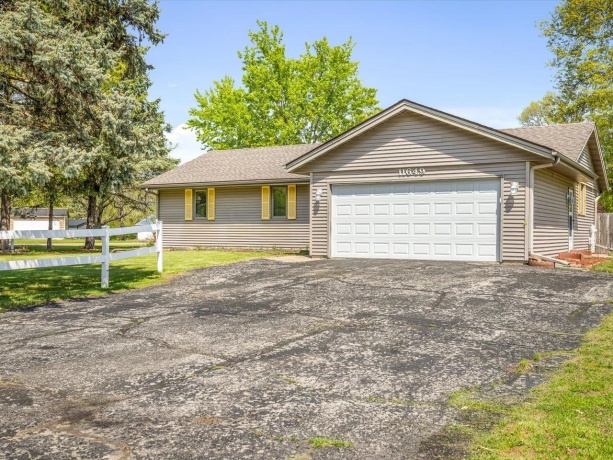 11649 Dorothea, MACHESNEY PARK, Illinois 61115, 3 Bedrooms Bedrooms, ,2 BathroomsBathrooms,House,For Sale,Dorothea,202602693