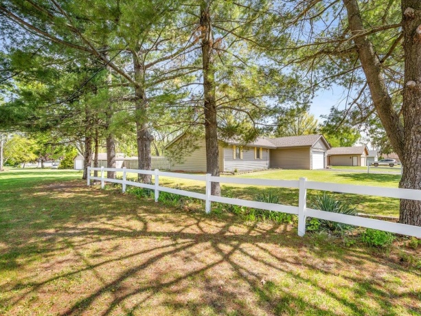 11649 Dorothea, MACHESNEY PARK, Illinois 61115, 3 Bedrooms Bedrooms, ,2 BathroomsBathrooms,House,For Sale,Dorothea,202602693