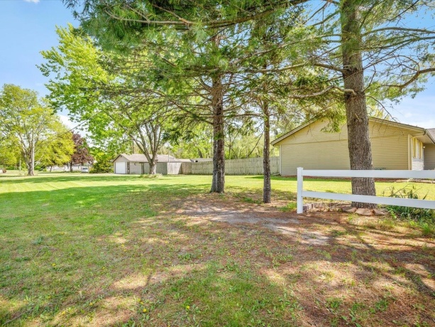 11649 Dorothea, MACHESNEY PARK, Illinois 61115, 3 Bedrooms Bedrooms, ,2 BathroomsBathrooms,House,For Sale,Dorothea,202602693