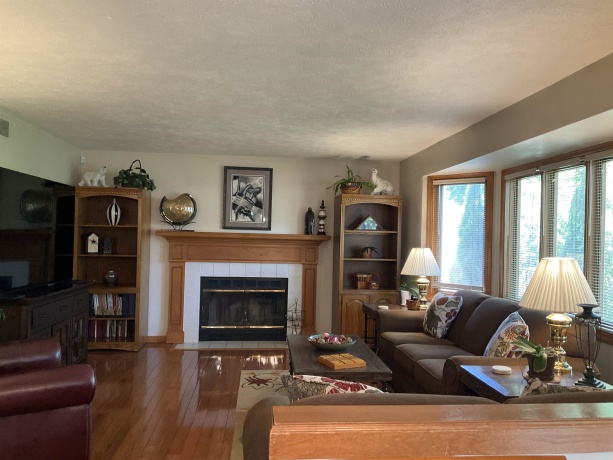 3662 Modesto, ROCKFORD, Illinois 61114, 4 Bedrooms Bedrooms, ,2 BathroomsBathrooms,House,For Sale,Modesto,202602694
