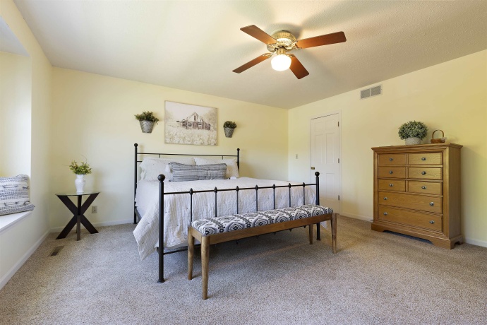 5481 PONDEROSA, ROCKFORD, Illinois 61107, 4 Bedrooms Bedrooms, ,2 BathroomsBathrooms,House,For Sale,PONDEROSA,202602695