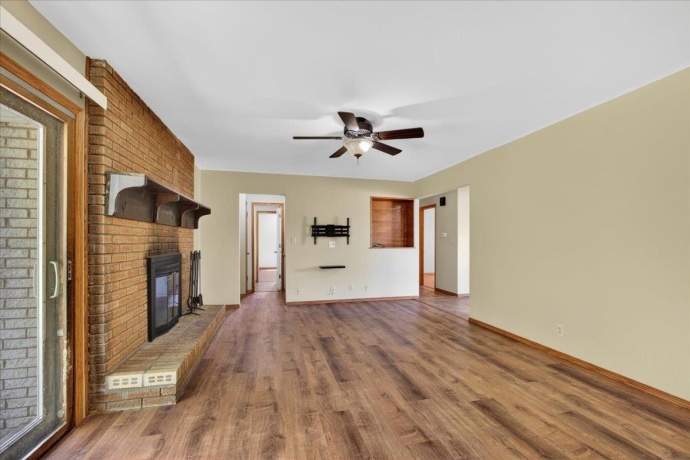 3429 City View, ROCKFORD, Illinois 61101, 3 Bedrooms Bedrooms, ,2 BathroomsBathrooms,House,For Sale,City View,202602696