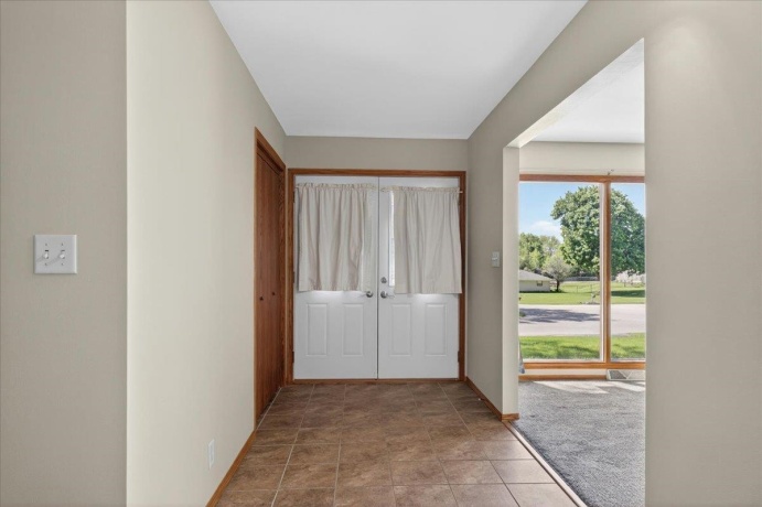 3429 City View, ROCKFORD, Illinois 61101, 3 Bedrooms Bedrooms, ,2 BathroomsBathrooms,House,For Sale,City View,202602696