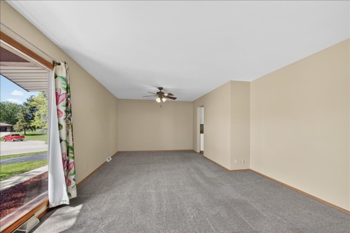 3429 City View, ROCKFORD, Illinois 61101, 3 Bedrooms Bedrooms, ,2 BathroomsBathrooms,House,For Sale,City View,202602696