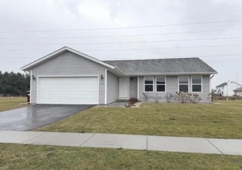 1135 RUSSELL, BELVIDERE, Illinois 61008, 3 Bedrooms Bedrooms, ,2 BathroomsBathrooms,House,For Sale,RUSSELL,202602698