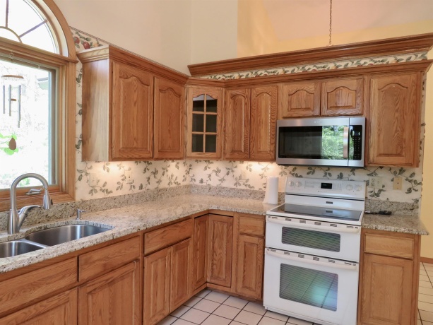 13 Heatherdowns, GALENA, Illinois 61036, 3 Bedrooms Bedrooms, ,2 BathroomsBathrooms,House,For Sale,Heatherdowns,202602699