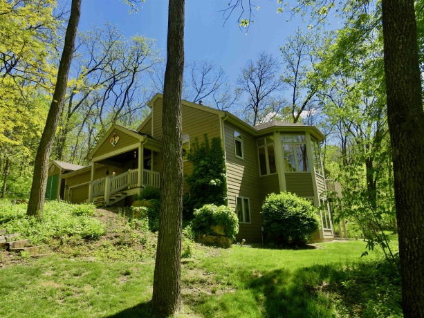 13 Heatherdowns, GALENA, Illinois 61036, 3 Bedrooms Bedrooms, ,2 BathroomsBathrooms,House,For Sale,Heatherdowns,202602699