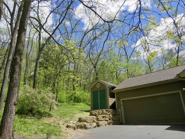 13 Heatherdowns, GALENA, Illinois 61036, 3 Bedrooms Bedrooms, ,2 BathroomsBathrooms,House,For Sale,Heatherdowns,202602699