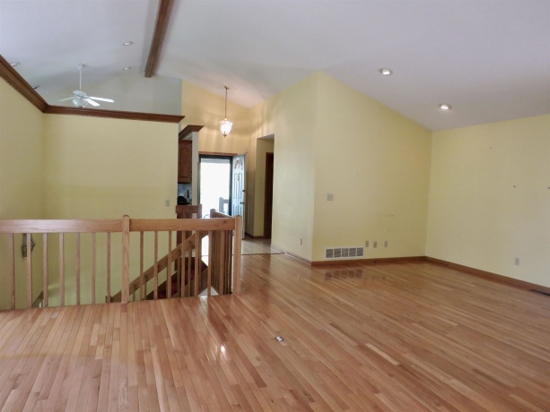 13 Heatherdowns, GALENA, Illinois 61036, 3 Bedrooms Bedrooms, ,2 BathroomsBathrooms,House,For Sale,Heatherdowns,202602699