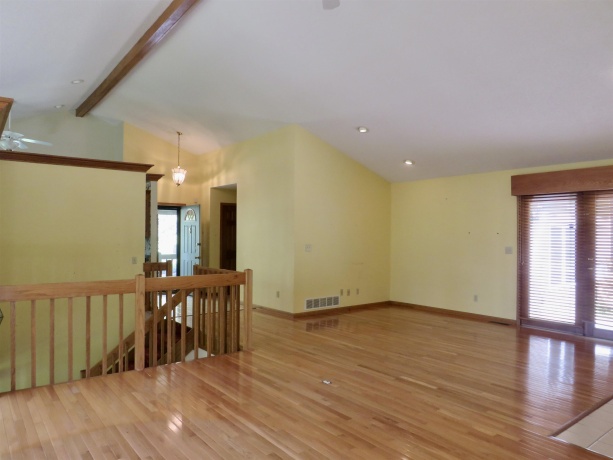 13 Heatherdowns, GALENA, Illinois 61036, 3 Bedrooms Bedrooms, ,2 BathroomsBathrooms,House,For Sale,Heatherdowns,202602699