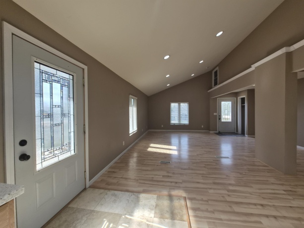 13439 Parkcrest, ROSCOE, Illinois 61073, 3 Bedrooms Bedrooms, ,2 BathroomsBathrooms,House,For Sale,Parkcrest,202602700