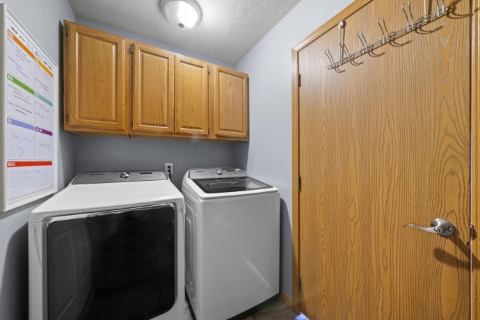 5380 Torque, LOVES PARK, Illinois 61111, 3 Bedrooms Bedrooms, ,3 BathroomsBathrooms,House,For Sale,Torque,202602704