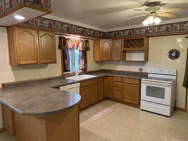 13546 Showers, ORANGEVILLE, Illinois 61060, 3 Bedrooms Bedrooms, ,2 BathroomsBathrooms,House,For Sale,Showers,202602707