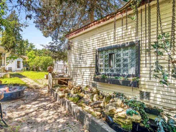 205 Jones, OREGON, Illinois 61061, 1 Bedroom Bedrooms, ,1 BathroomBathrooms,House,For Sale,Jones,202602711