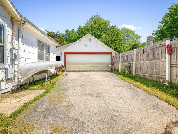 205 Jones, OREGON, Illinois 61061, 1 Bedroom Bedrooms, ,1 BathroomBathrooms,House,For Sale,Jones,202602711