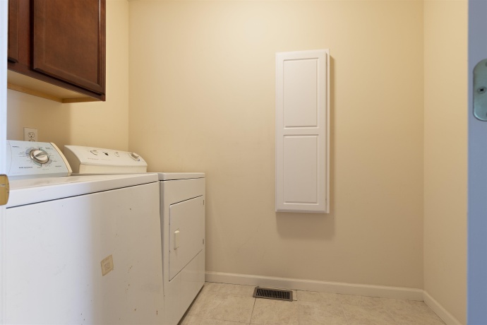 2246 Derby, BELVIDERE, Illinois 61008, 3 Bedrooms Bedrooms, ,2 BathroomsBathrooms,Condominium,For Sale,Derby,202602713