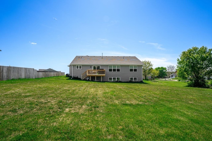 407 Sambor, BELVIDERE, Illinois 61008, 3 Bedrooms Bedrooms, ,2 BathroomsBathrooms,House,For Sale,Sambor,202602712