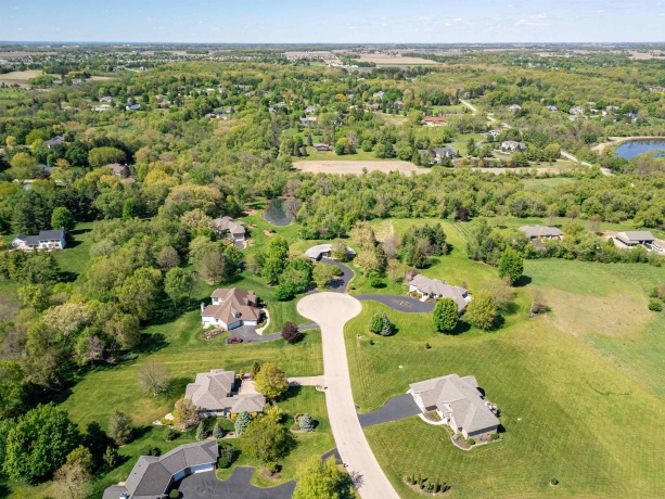 9737 Olas, ROCKFORD, Illinois 61114, 4 Bedrooms Bedrooms, ,3 BathroomsBathrooms,House,For Sale,Olas,202602715