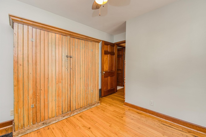 380 Greenwood, EAST DUBUQUE, Illinois 61025, 4 Bedrooms Bedrooms, ,2 BathroomsBathrooms,House,For Sale,Greenwood,202602719