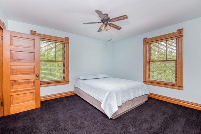 380 Greenwood, EAST DUBUQUE, Illinois 61025, 4 Bedrooms Bedrooms, ,2 BathroomsBathrooms,House,For Sale,Greenwood,202602719