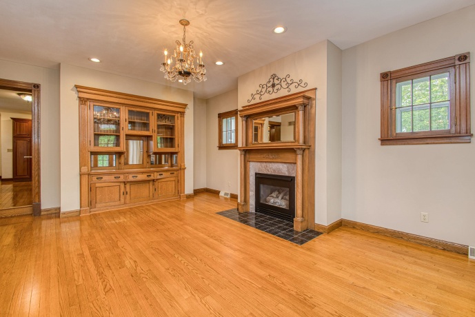 380 Greenwood, EAST DUBUQUE, Illinois 61025, 4 Bedrooms Bedrooms, ,2 BathroomsBathrooms,House,For Sale,Greenwood,202602719