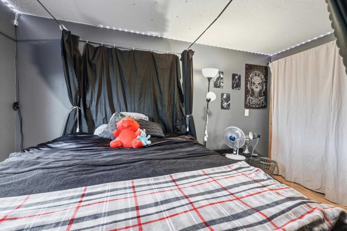 9096 Stagecoach, WARREN, Illinois 61087, 4 Bedrooms Bedrooms, ,2 BathroomsBathrooms,House,For Sale,Stagecoach,202602721