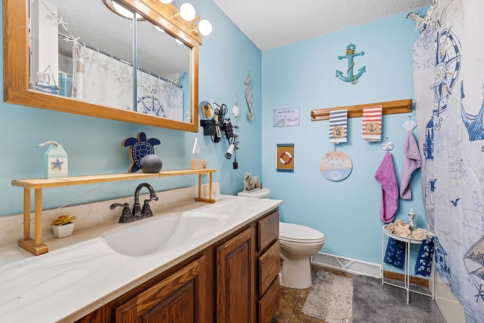 9096 Stagecoach, WARREN, Illinois 61087, 4 Bedrooms Bedrooms, ,2 BathroomsBathrooms,House,For Sale,Stagecoach,202602721