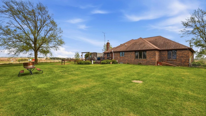 9096 Stagecoach, WARREN, Illinois 61087, 4 Bedrooms Bedrooms, ,2 BathroomsBathrooms,House,For Sale,Stagecoach,202602721