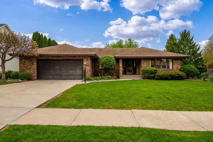 2183 Chenowith, ROCKFORD, Illinois 61107, 3 Bedrooms Bedrooms, ,3 BathroomsBathrooms,House,For Sale,Chenowith,202602722