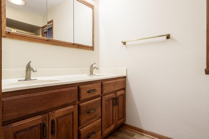2183 Chenowith, ROCKFORD, Illinois 61107, 3 Bedrooms Bedrooms, ,3 BathroomsBathrooms,House,For Sale,Chenowith,202602722