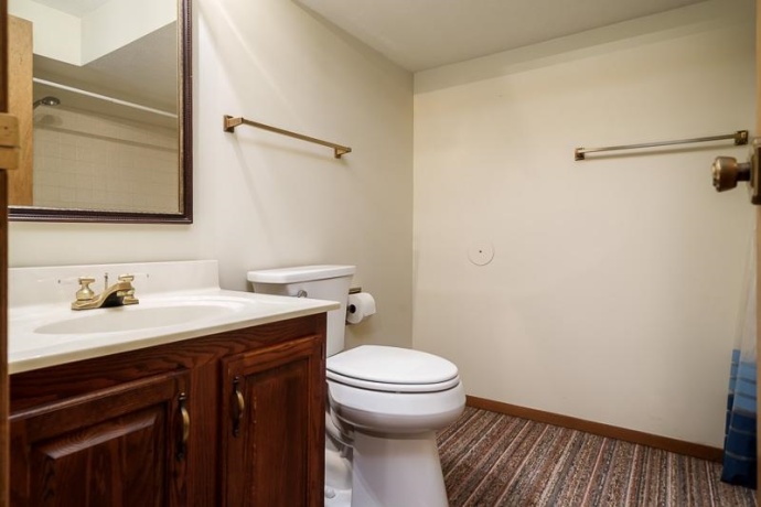 2183 Chenowith, ROCKFORD, Illinois 61107, 3 Bedrooms Bedrooms, ,3 BathroomsBathrooms,House,For Sale,Chenowith,202602722