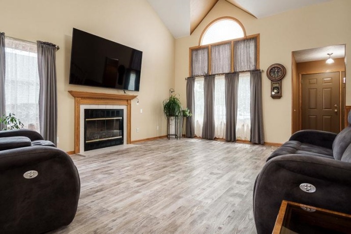 1900 Wycliffe, BELVIDERE, Illinois 61008, 3 Bedrooms Bedrooms, ,2 BathroomsBathrooms,House,For Sale,Wycliffe,202602568