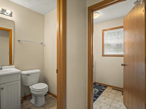 3835 Linden, ROCKFORD, Illinois 61109, 3 Bedrooms Bedrooms, ,3 BathroomsBathrooms,House,For Sale,Linden,202602517