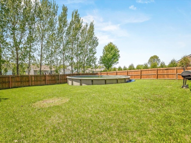 3835 Linden, ROCKFORD, Illinois 61109, 3 Bedrooms Bedrooms, ,3 BathroomsBathrooms,House,For Sale,Linden,202602517