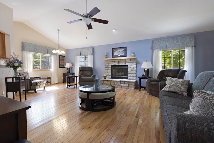 1332 Griggs, ROCKFORD, Illinois 61108, 3 Bedrooms Bedrooms, ,3 BathroomsBathrooms,House,For Sale,Griggs,202602730