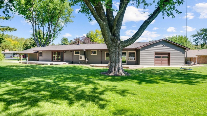 313 Margaret Fuller, OREGON, Illinois 61061, 3 Bedrooms Bedrooms, ,2 BathroomsBathrooms,House,For Sale,Margaret Fuller,202602731