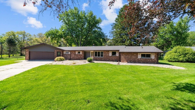 313 Margaret Fuller, OREGON, Illinois 61061, 3 Bedrooms Bedrooms, ,2 BathroomsBathrooms,House,For Sale,Margaret Fuller,202602731