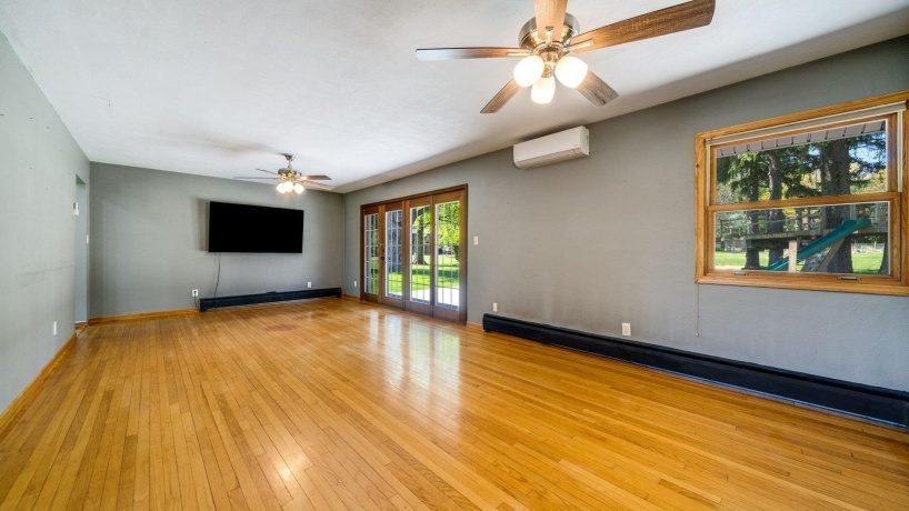 313 Margaret Fuller, OREGON, Illinois 61061, 3 Bedrooms Bedrooms, ,2 BathroomsBathrooms,House,For Sale,Margaret Fuller,202602731