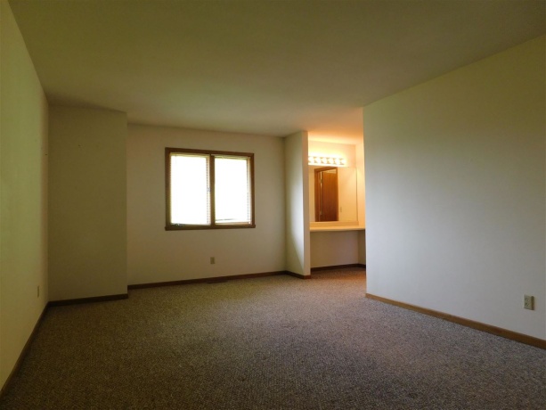 766 Tulip, ROCKFORD, Illinois 61107, 2 Bedrooms Bedrooms, ,1 BathroomBathrooms,Condominium,For Sale,Tulip,202602732