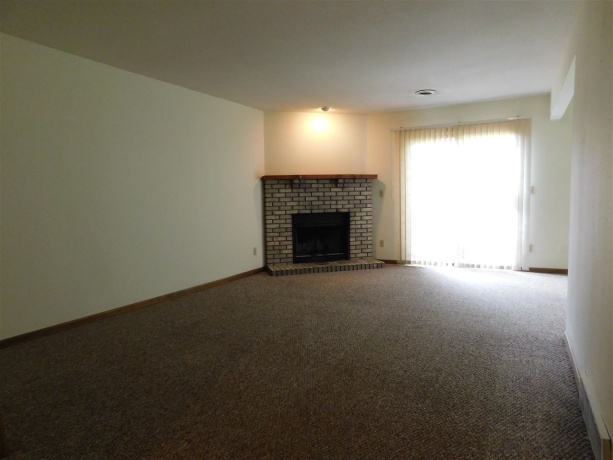 766 Tulip, ROCKFORD, Illinois 61107, 2 Bedrooms Bedrooms, ,1 BathroomBathrooms,Condominium,For Sale,Tulip,202602732