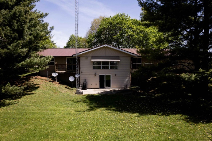 12166 Cunningham, WINNEBAGO, Illinois 61088, 4 Bedrooms Bedrooms, ,2 BathroomsBathrooms,House,For Sale,Cunningham,202602734