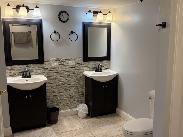 649 Roxbury, ROCKFORD, Illinois 61107, 5 Bedrooms Bedrooms, ,3 BathroomsBathrooms,House,For Sale,Roxbury,202507615