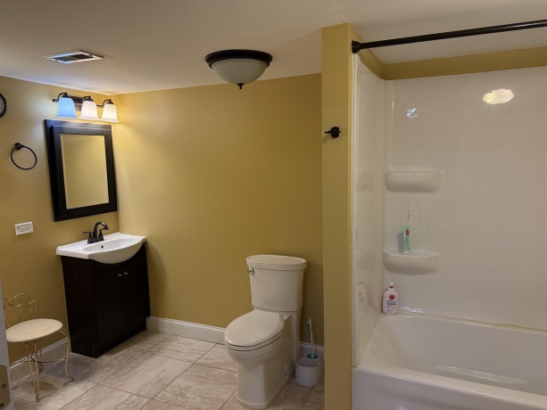 649 Roxbury, ROCKFORD, Illinois 61107, 5 Bedrooms Bedrooms, ,3 BathroomsBathrooms,House,For Sale,Roxbury,202507615
