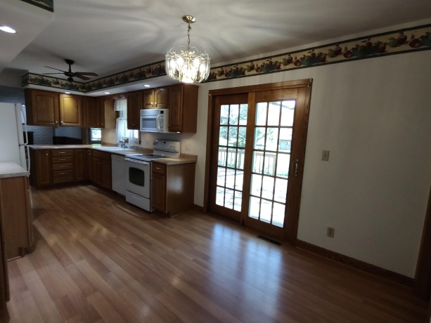 8739 Belvoir, BELVIDERE, Illinois 61008, 3 Bedrooms Bedrooms, ,1 BathroomBathrooms,House,For Sale,Belvoir,202602741