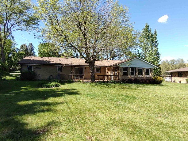 8739 Belvoir, BELVIDERE, Illinois 61008, 3 Bedrooms Bedrooms, ,1 BathroomBathrooms,House,For Sale,Belvoir,202602741