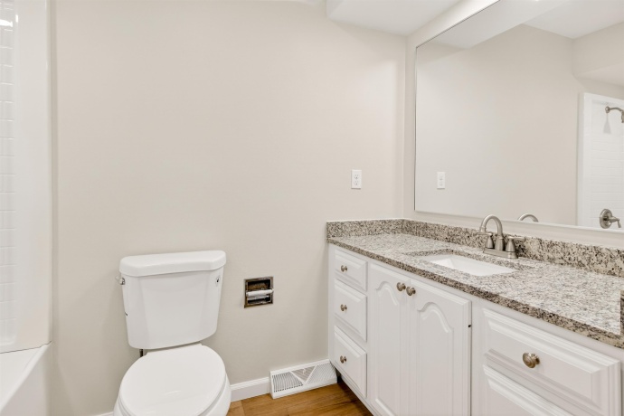 4331 Jennel, ROCKTON, Illinois 61072, 3 Bedrooms Bedrooms, ,2 BathroomsBathrooms,House,For Sale,Jennel,202602743
