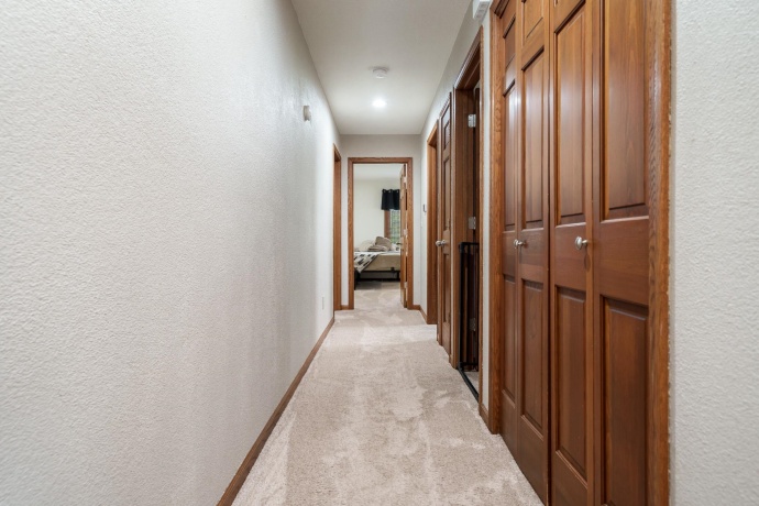 32 Shadow Ridge, ROCKFORD, Illinois 61107, 3 Bedrooms Bedrooms, ,2 BathroomsBathrooms,House,For Sale,Shadow Ridge,202602744